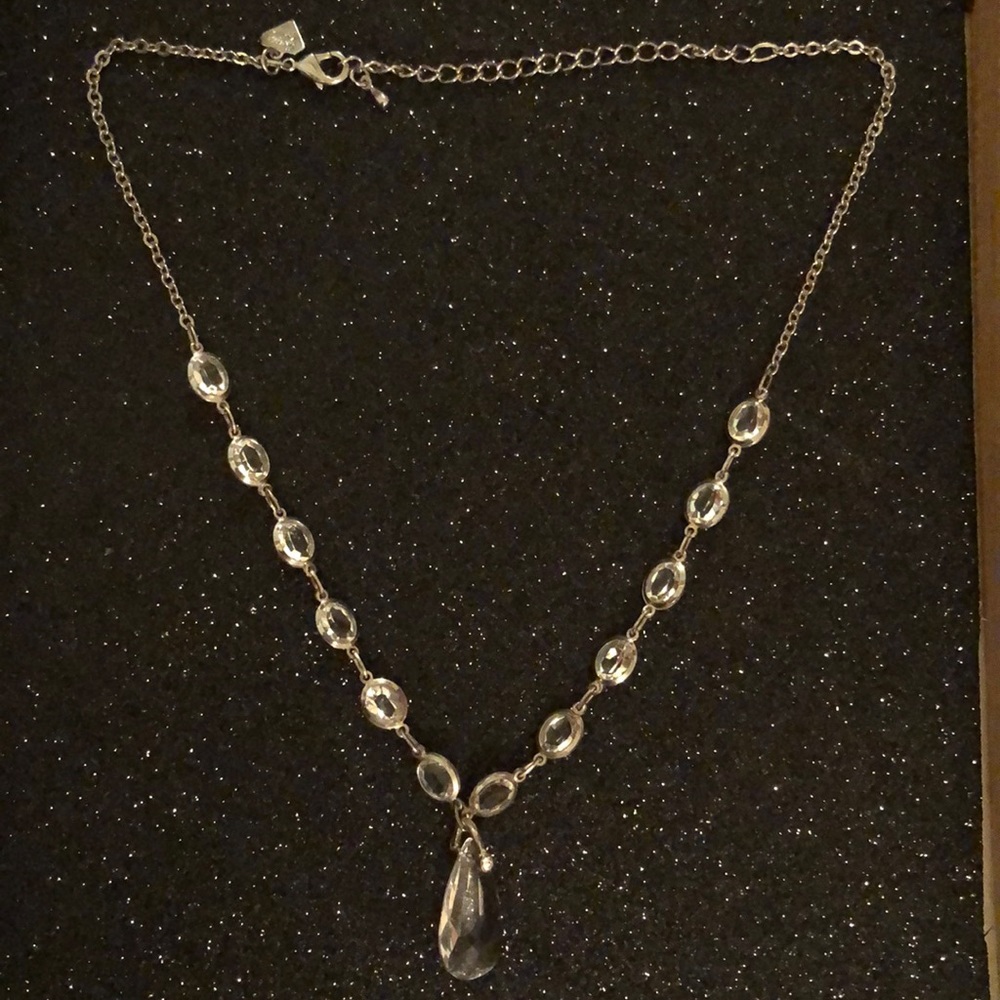 Silver and Clear Teardrop Gemmed Necklace